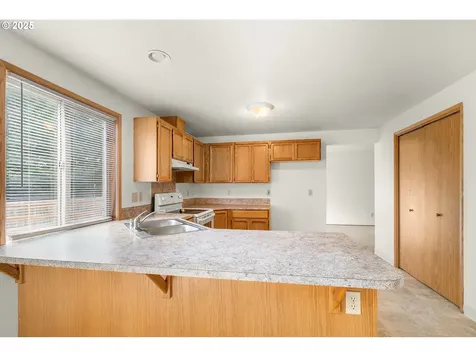 6908 NE 144th Court Vancouver WA 98682