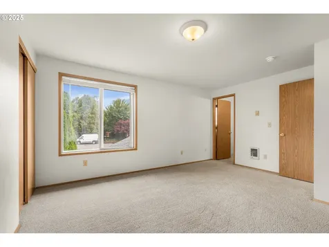 6908 NE 144th Court Vancouver WA 98682