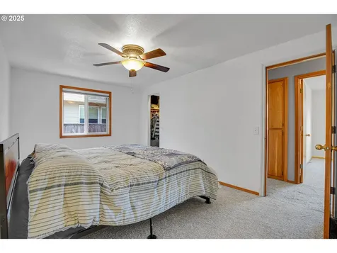 6751 SE Madison Street Hillsboro OR 97123