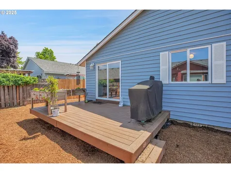 6751 SE Madison Street Hillsboro OR 97123