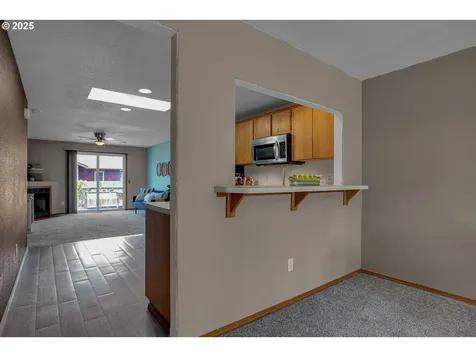6751 SE Madison Street Hillsboro OR 97123