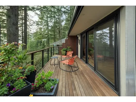 3336 SW Fairmount Lane Portland OR 97239