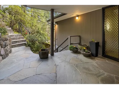 3336 SW Fairmount Lane Portland OR 97239