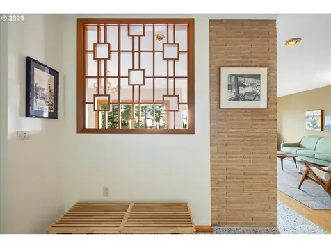 3336 SW Fairmount Lane Portland OR 97239