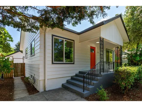 6302 N Kerby Avenue Portland OR 97217