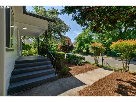 6302 N Kerby Avenue Portland OR 97217