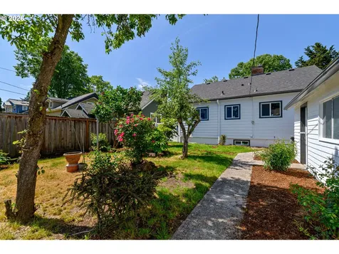 6302 N Kerby Avenue Portland OR 97217