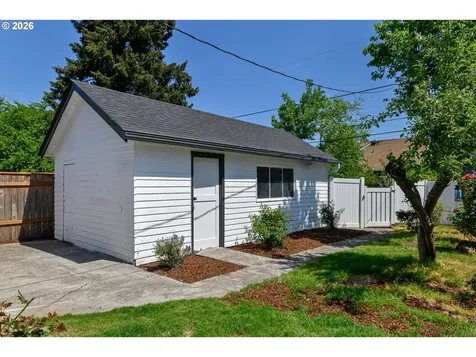 6302 N Kerby Avenue Portland OR 97217