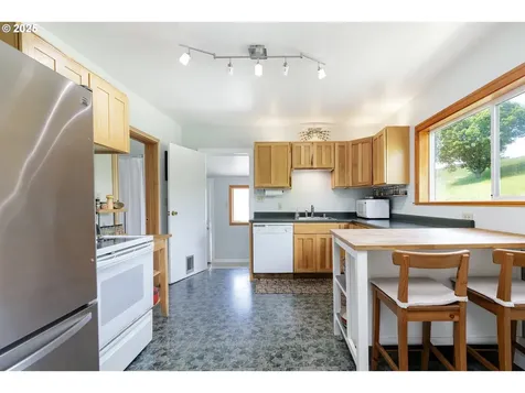 9620 SE Ellis Street Portland OR 97266