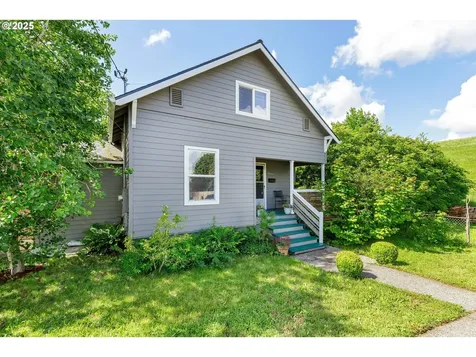 9620 SE Ellis Street Portland OR 97266