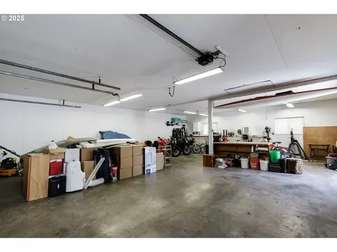 9620 SE Ellis Street Portland OR 97266