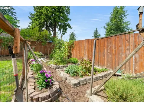 12815 SE Mill Street Portland OR 97233