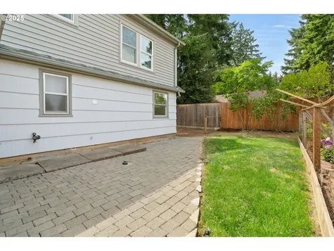 12815 SE Mill Street Portland OR 97233