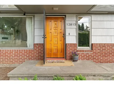 12815 SE Mill Street Portland OR 97233