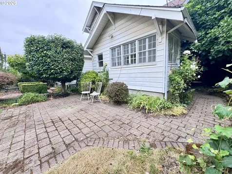 9115 N Portsmouth Avenue Portland OR 97203