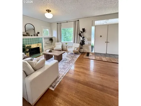 9115 N Portsmouth Avenue Portland OR 97203
