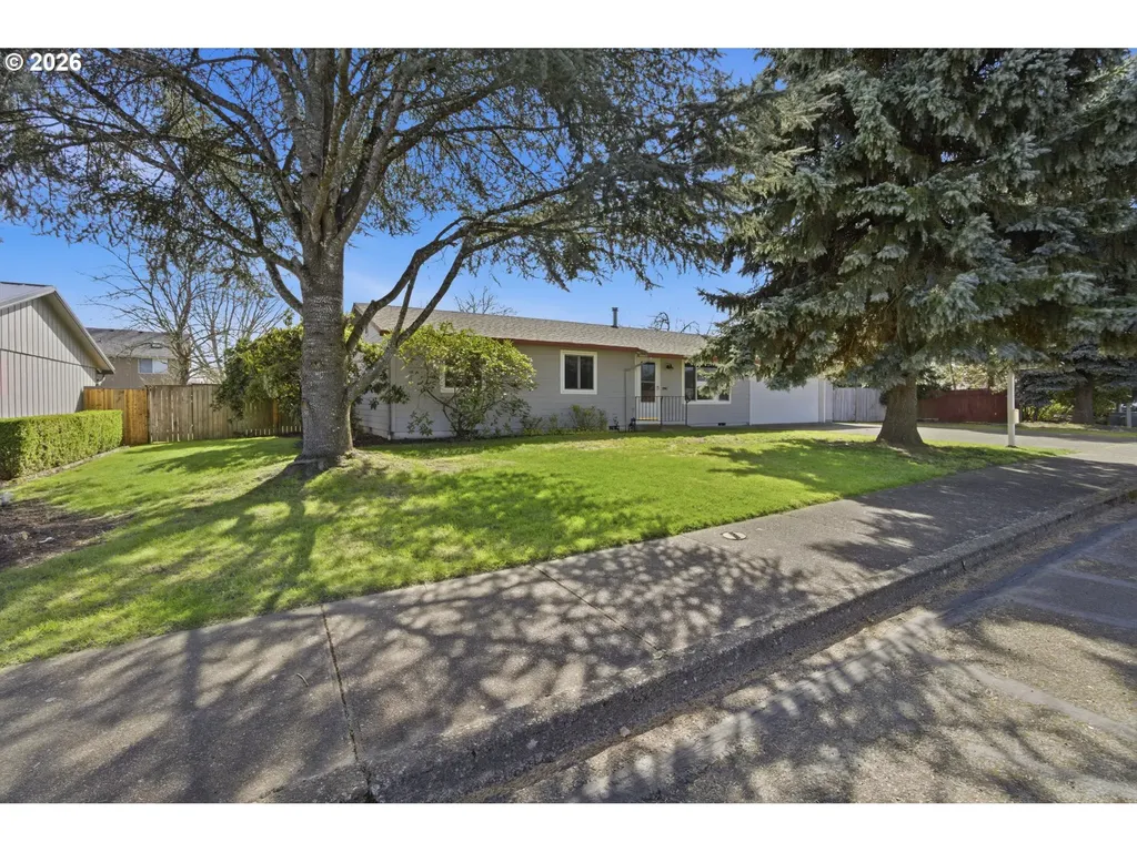 1986 SW Tamarack Street Mcminnville OR 97128