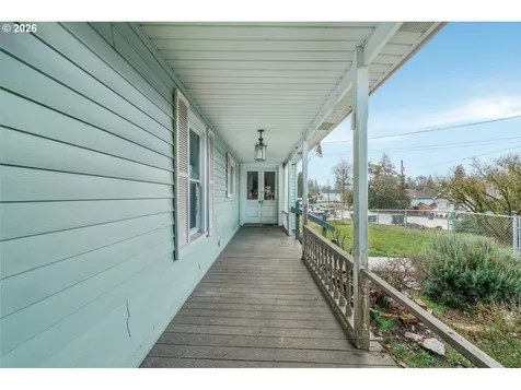 290 N 5th Street St. Helens OR 97051