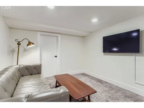 3424 NE Fremont Street Portland OR 97212