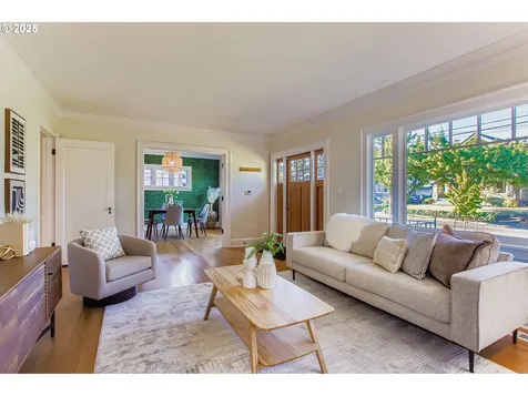 3424 NE Fremont Street Portland OR 97212