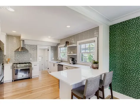 3424 NE Fremont Street Portland OR 97212
