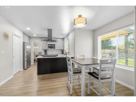 3121 NE Glencoe Oaks Place Hillsboro OR 97124