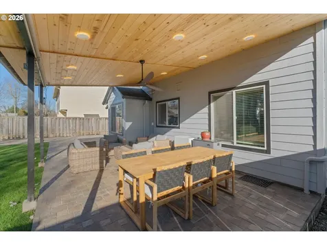 3121 NE Glencoe Oaks Place Hillsboro OR 97124