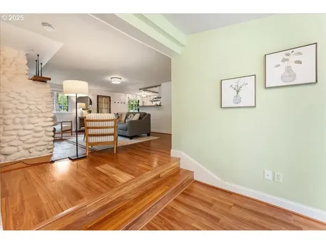 2906 SW Spring Garden Street Portland OR 97219