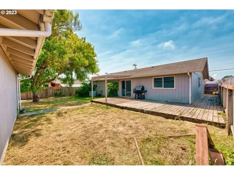 388 Tanbark Road Brookings OR 97415