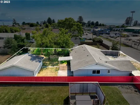 388 Tanbark Road Brookings OR 97415