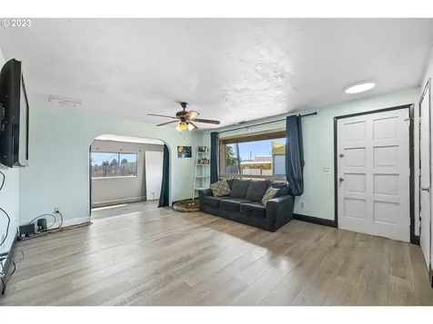 388 Tanbark Road Brookings OR 97415