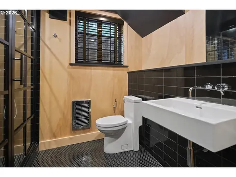 1408 SW Vista Avenue Portland OR 97201