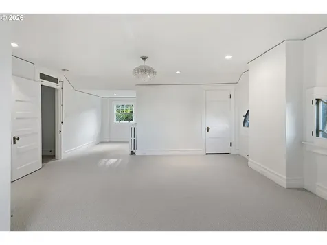1408 SW Vista Avenue Portland OR 97201