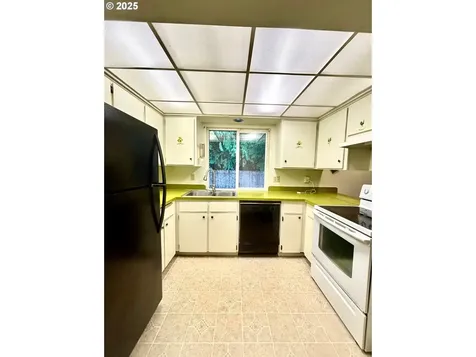 3314 Munsel Lake Road Florence OR 97439