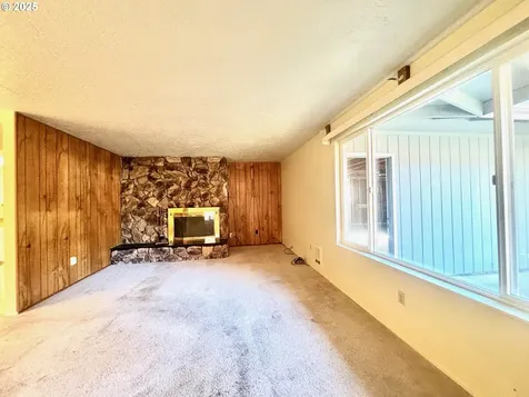 3314 Munsel Lake Road Florence OR 97439