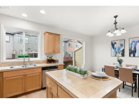 3181 SE Brookwood Avenue Hillsboro OR 97123