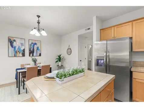 3181 SE Brookwood Avenue Hillsboro OR 97123