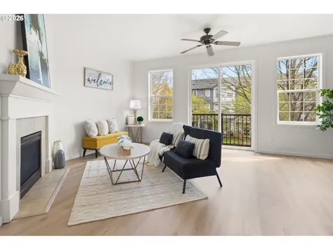 3181 SE Brookwood Avenue Hillsboro OR 97123
