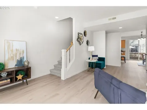 3181 SE Brookwood Avenue Hillsboro OR 97123