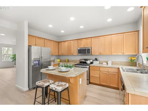 3181 SE Brookwood Avenue Hillsboro OR 97123