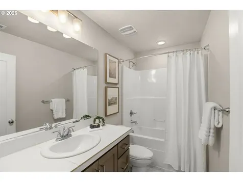 1656 18th Avenue Forest Grove OR 97116
