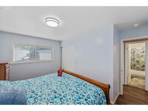 1825 Grant Street North Bend OR 97459