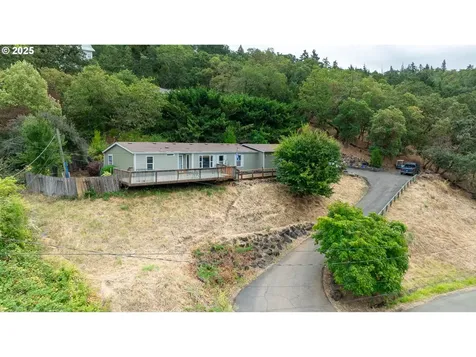 769 SE Fisher Drive Roseburg OR 97470