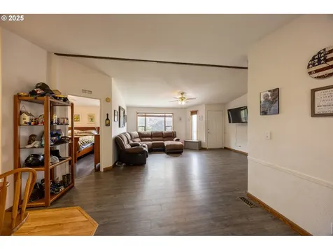 769 SE Fisher Drive Roseburg OR 97470