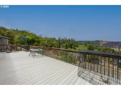 769 SE Fisher Drive Roseburg OR 97470