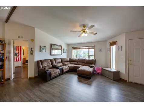 769 SE Fisher Drive Roseburg OR 97470
