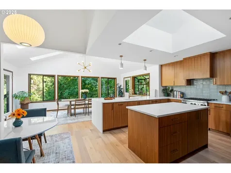 945 NW Torrey View Lane Portland OR 97229