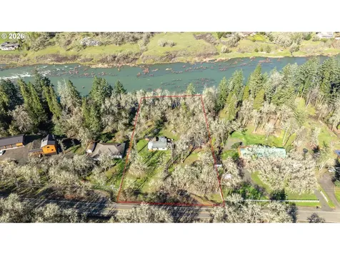 1176 Whistlers Lane Roseburg OR 97470
