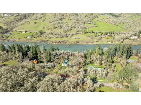 1176 Whistlers Lane Roseburg OR 97470