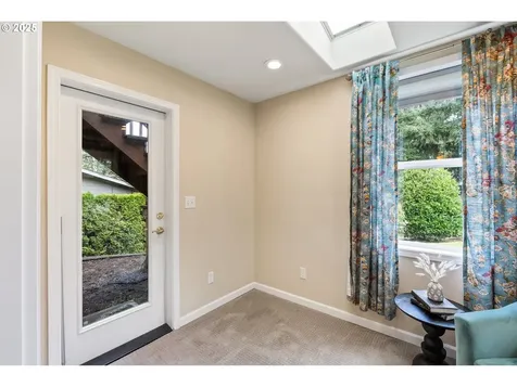 2965 W 19th Avenue Eugene OR 97405